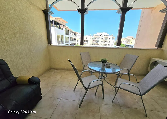 Mycyprusstay-queen Anna's Dream 1 Bedeoom Paphos